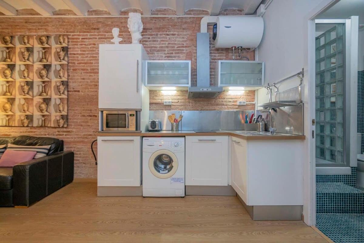 Exclusive 2 Bedroom Apartment In The City Center Barcelona Exterior photo